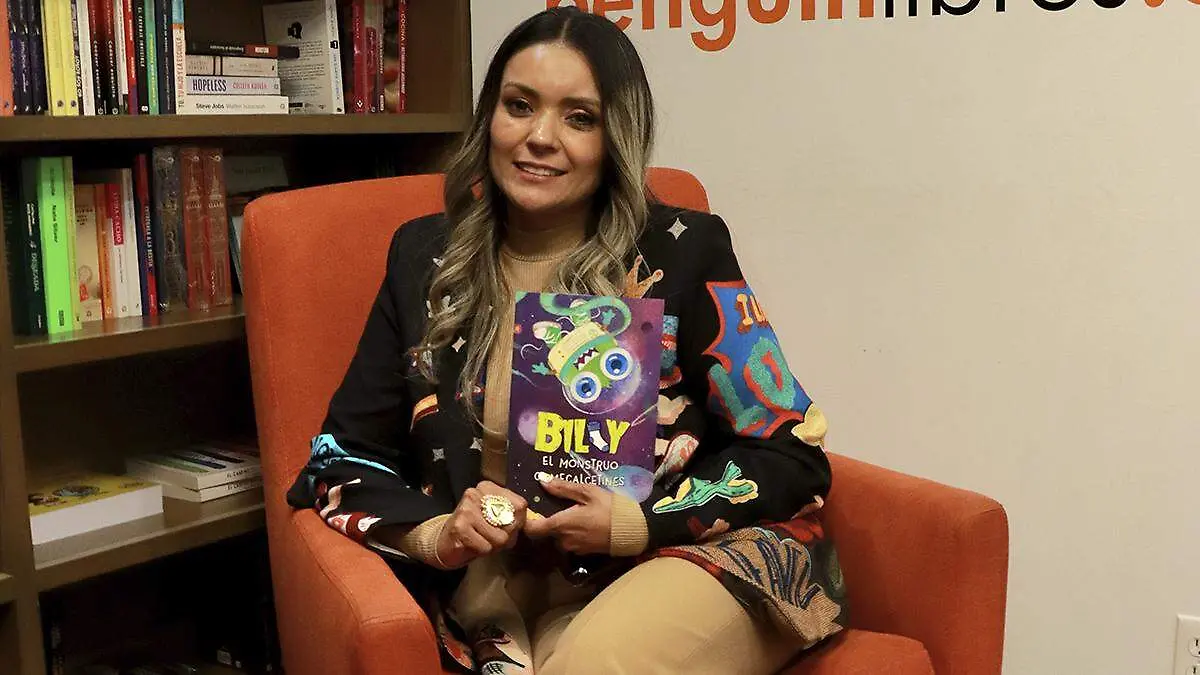 En este libro, un singular personaje ayuda a los niños a superar sus miedos